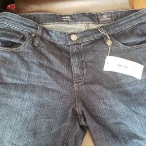 AG cigarette leg jeans